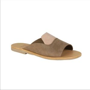 Sabbia nubuck leather sandals